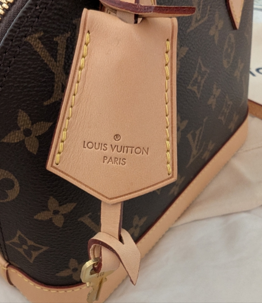 Louis Vuitton Alma BB Coated Monogram Fabric With Leather Accents Purse Hand Bag - Picture 2 of 16